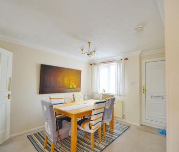 3 bedroom house - terraced - Photo 2