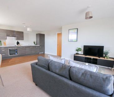 3 bedroom apartment to rent - Photo 1