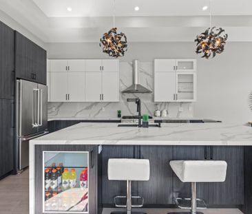 For Lease - 425B Valermo Drive, Toronto, Ontario - Photo 2