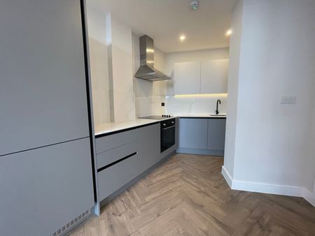 2 Bed Flat, Carlton Crescent, SO15 - Photo 4