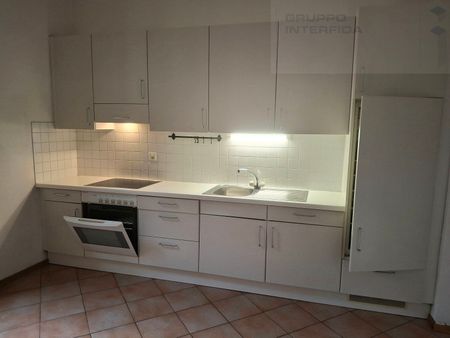 LUMINOUS APARTMENT - FIRST RENT FREE - Photo 3