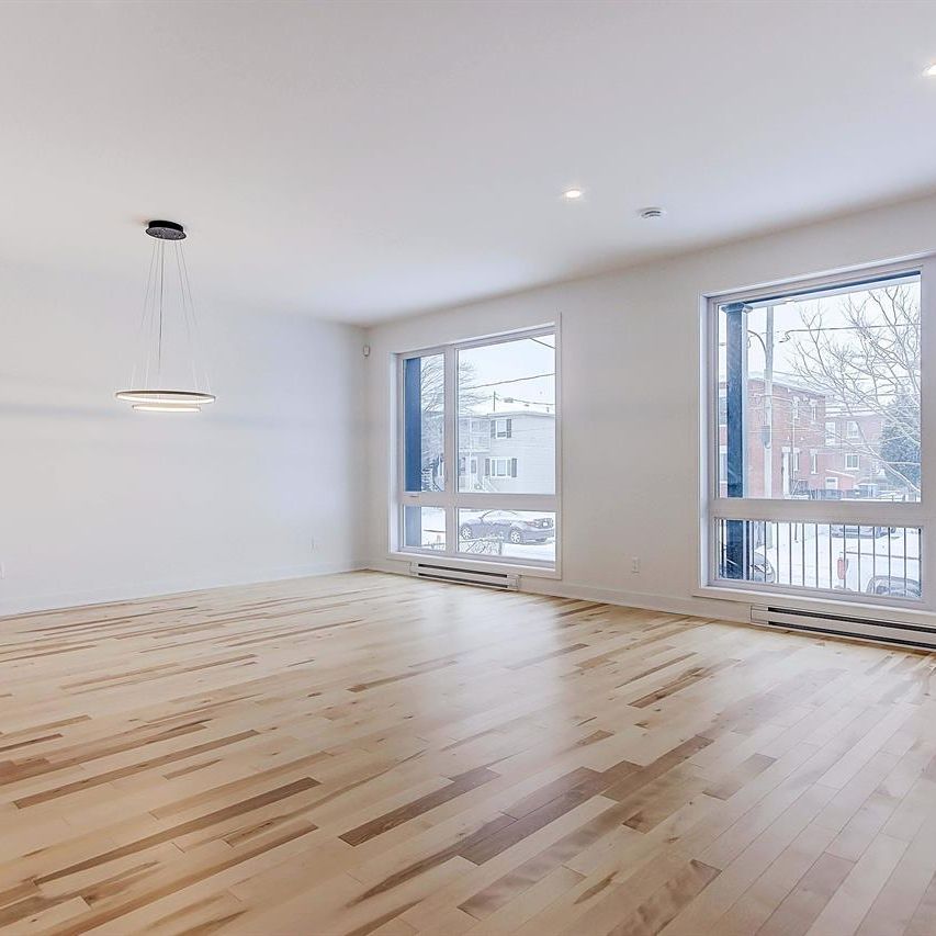 Grande Maison De Ville Sur 3 étages 3CAC 1350 P2 - Disponible - Photo 1