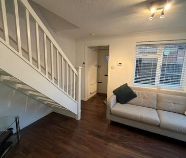 1 bedroom end of terrace house to rent - Photo 2