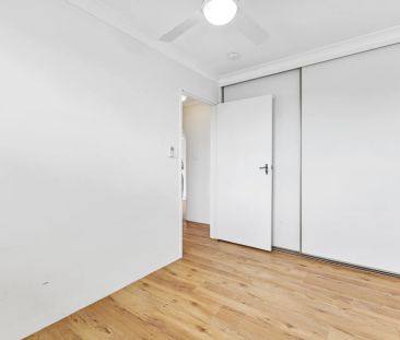 Conveniently located unit with low ongoing cost of living. - Photo 6