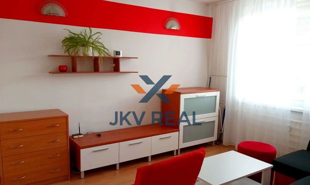 REZERVOVANE ✨ Na prenájom: útulný 1-izbový byt – Prostejovská ulica, Prešov ✨ - Fotografia 1
