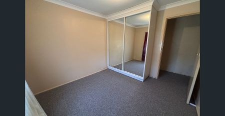 Three Bedroom House - Oxley Vale - Photo 5