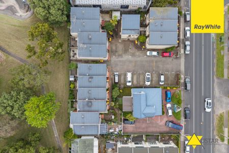 Bright and Spacious 2-Bedroom Unit in a Convenient New Lynn Location - Photo 5