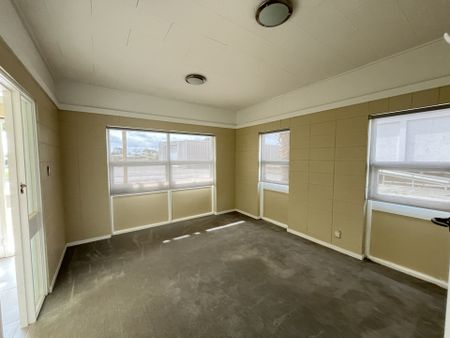 One Bedroom Unit - Photo 5