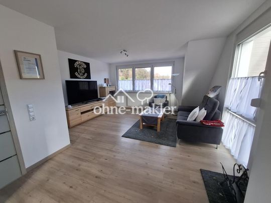 Hochwertige lichtdurchflutete und ruhige Wohnung mit Einbauküche in Haiterbach - Photo 1