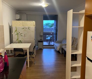 Hurstville - Photo 2