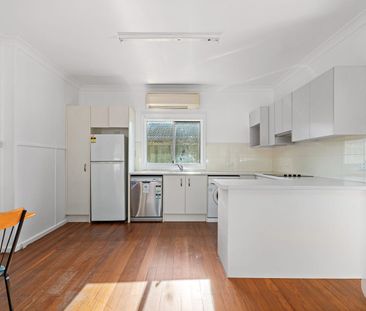 Fantastic Ground Floor Unit - Photo 5