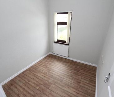 47 Longlands Road, Newtownabbey, BT36 7LY - Photo 2