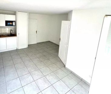 Location Appartement 2 pièces 37m² NICE 06000 - Photo 3