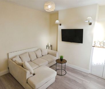 2 bedroom house to rent Victoria Street, Mansfield, Nottinghamshire... - Photo 2