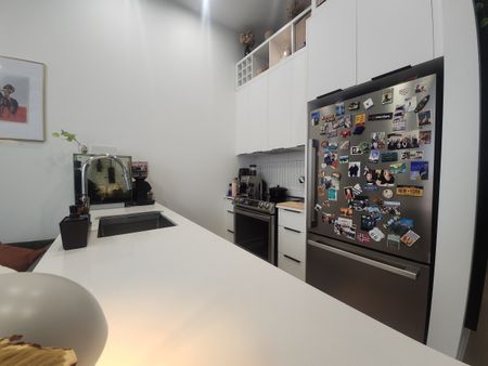 Condo semi-meublé d’une chambre à coucher avec bureau situé au 3e étage. - Photo 3