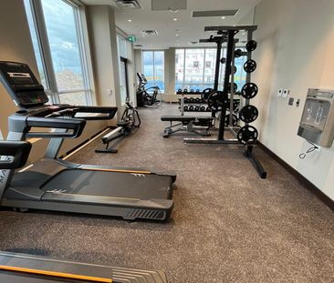 For Lease - 60 Honeycrisp Crescent Unit# 905, Vaughan, Ontario - Photo 4