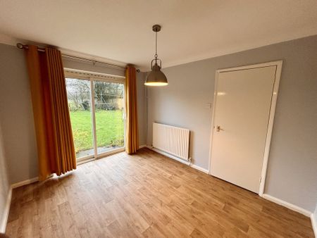 CatholmeLane, BartonunderNeedwood, Burton-on-Trent - Photo 3