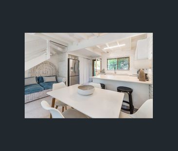 Trendy riverside apartment - Photo 2