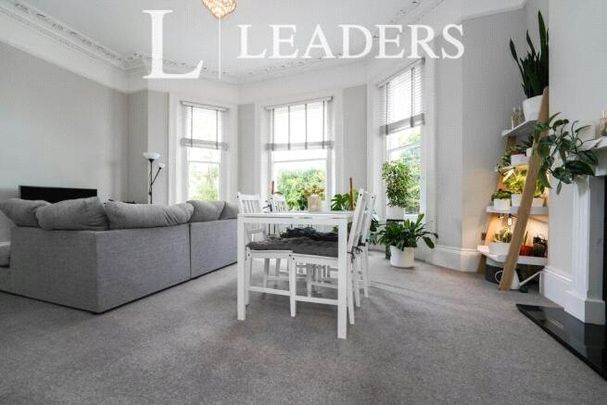 3 bedroom house to rent Hales Road, Cheltenham, GL52 - Photo 1