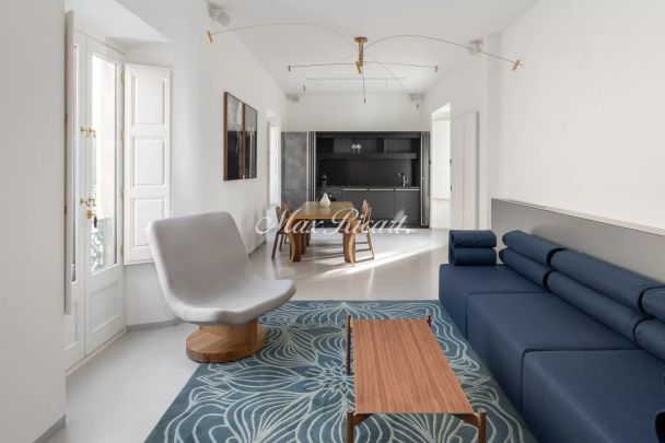 Lujosa propiedad con terraza en Palau Moxó - Foto 1