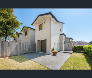 2/44 Ernest Street, Morningside, Qld 4170 - Photo 6