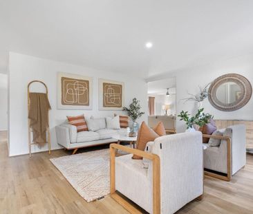 4 BEDROOM HOME WITH MULTIPLE LIVING AREAS - Photo 3