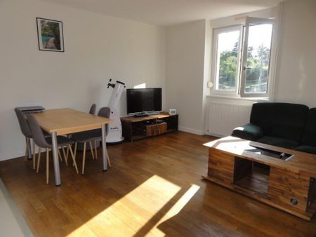 Location Appartement 3 pièces 60m² LE CREUSOT 71200 - Photo 2