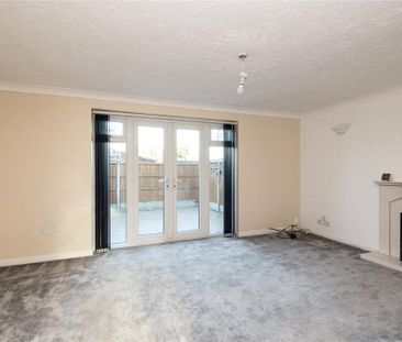 3 bedroom end of terrace house to rent - Photo 6
