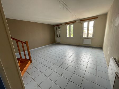 Location Appartement 3 pièces 56m² LA ROCHELLE 17000 - Photo 2