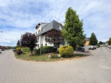 Pronájem bytu 3+kk 61 m², Hořelické náměstí 1174, Rudná - Photo 2