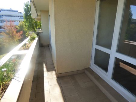 VILLERS-LES-NANCY: SPACIEUX APPARTEMENT T3 AVEC TERRASSE PANORAMIQUE - Photo 2