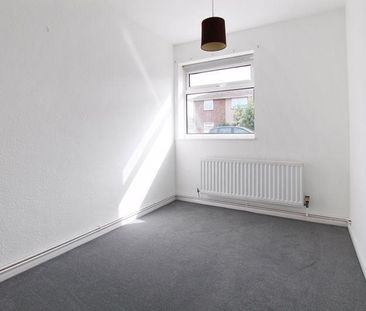 2 bedroom property to rent - Photo 6