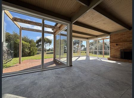 Character Filled Home in the Country Club Estate! - Photo 5
