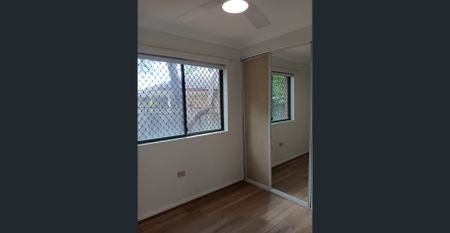 RENT REDUCED. Beautiful ground floor unit - in Homebush Village - Photo 3