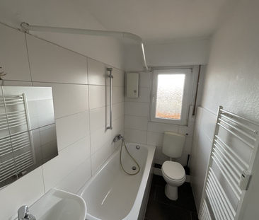 Schöne 3-Zimmer-Wohnung mit Tageslichtbad! - Photo 3