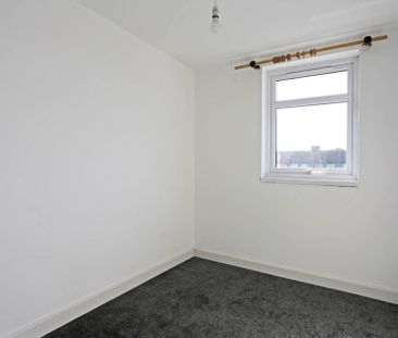 Price £2,500 pcm - Available 18/03/2026 - Part Furnished - Photo 6
