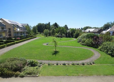 Au coeur d’Eghezée, rarissime rez-de-chaussée 2 chambres à louer dans la Résidence « La Closerie ».. avec terrasse couverte, pelouse privative, cave & box garage en sous-sol ! - Foto 3