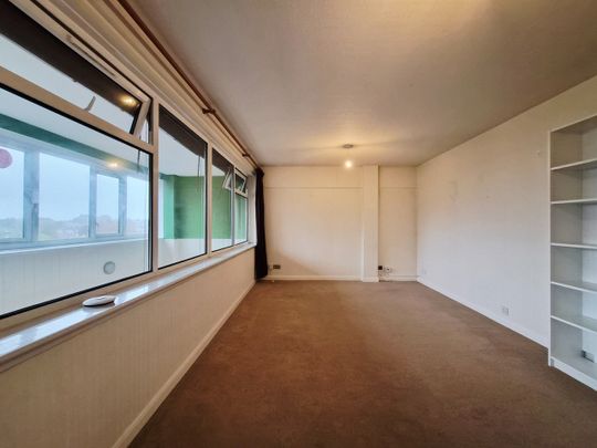 2 Bed Flat, Muntz House, B16 - Photo 1