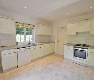 3 bedroom detached house to rent - Photo 3
