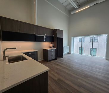 For Lease - 241 Front Street Unit# 206, Belleville, Ontario - Photo 3