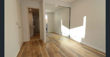 Central In Rosebery - Photo 2