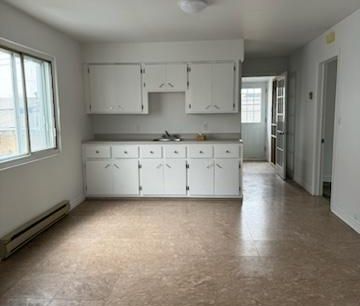 Logement 5 et demi + stationnement à louer - Photo 2