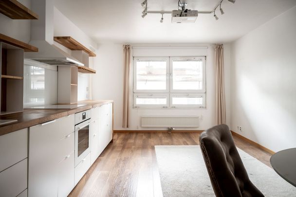 Fjärde Långgatan, Göteborg - Photo 1