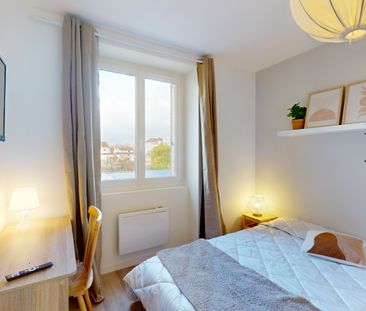 DRAPEAU L Roommate 3 Bedrooms at Dijon - Photo 2