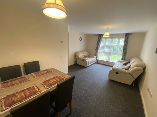 2 bedroom flat to rent - Photo 1