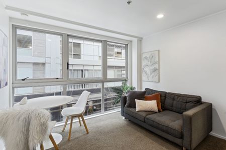 Cozy two bedroom apartment in The Altitude - Photo 4