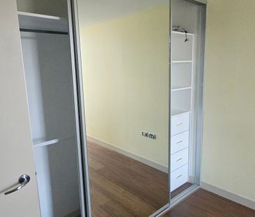 Strathfield - Photo 3