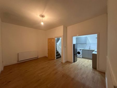 3 Bedroom Flat - Duplex To Let - Photo 4