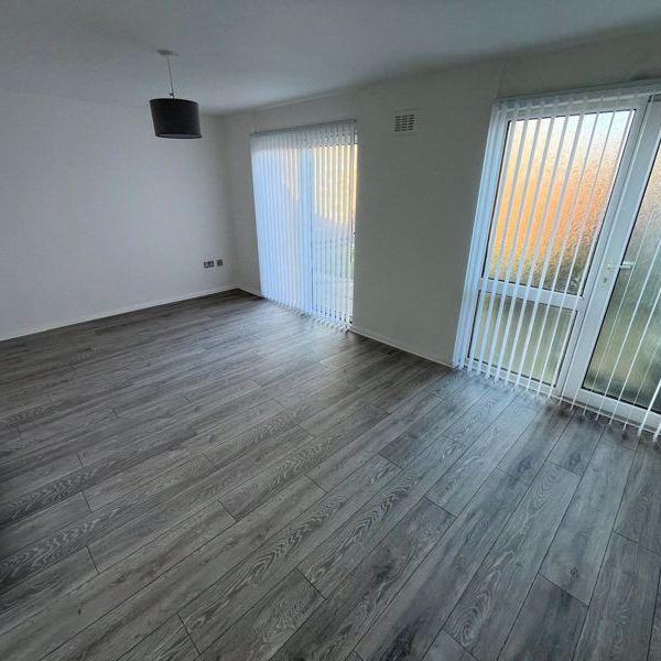 3 bedroom property to rent - Photo 1