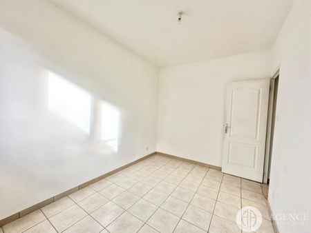 appartement deux chambres 2 places de stationnement - Photo 4